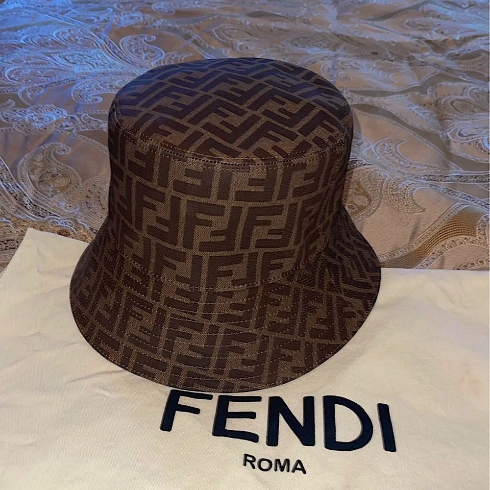 Fendi Bucket Hat (Fendi F Logo) Size Medium